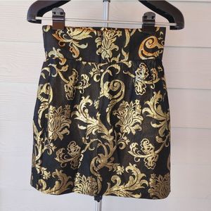 Black and Gold Metallic skirt Sz 2 By  ABS Allen Schwartz